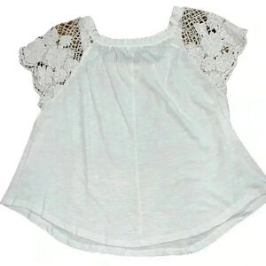 Love on a Hanger white cotton crochet sleeve detail blouse shirt, ruffle detail